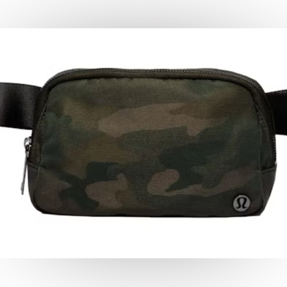 lululemon athletica everywhere belt bag - camo